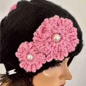 Hand Knits 2 Love Slouch Beanie Gat Neckwarmer Flower Beads Designer Black Pink